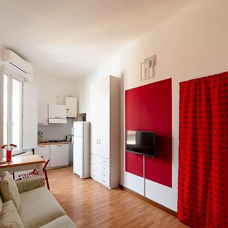 Hbhall Navigli 21 Milánó Kültér fotó